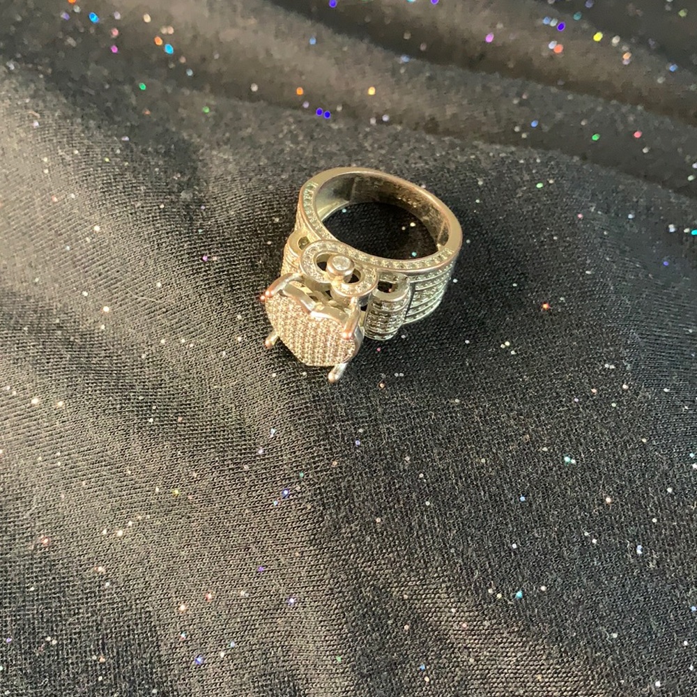 Sterling Silver 925 Heart Shaped CZ Ring Sz8